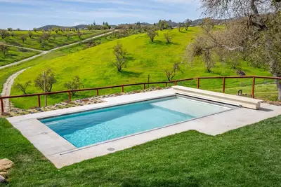 Paso Robles Wine Country Villa, Pool & Views