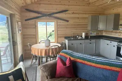 Image de Mountain View’s with Sauna 45 min from Yellowstone National Park North Entrance