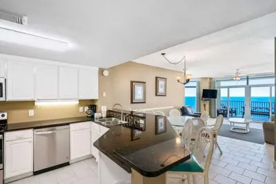 Image de Gulf-Front 3br Condo With Floor-to-Ceiling Views, Sleeps 10