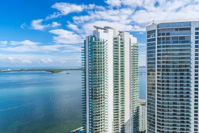 Image de Water-View Penthouse w/2 Free Parkings