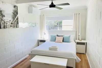 Image de Family Beach Stay with Ocean Glimpses 2 mins walk to beach