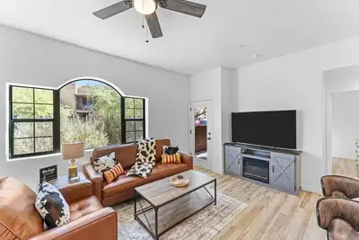 Image de Upscale Southwest Style Condo Tucson