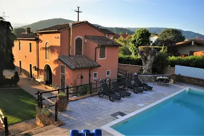 Image de Villa 'Bella Toscana Relax' avec Vue sur la Montagne, Wi-Fi et Climatisation