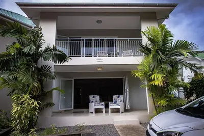 Image de Second Floor - Large family size apartment ideal for 6 people