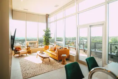 Image de *New* Luxury 2br Penthouse Apt In Central Halifax!