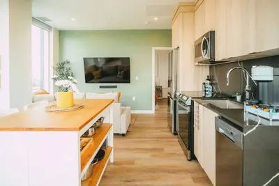Image de *New* Luxury 1br Penthouse Apt In Central Halifax!