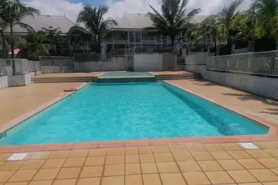 Image de T3 avec piscine, 4 personnes.