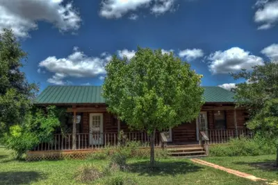Image de Private Residence along the Sabinal River in the Texas Hill Country.