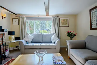 Image de Black Tiles - Deux Chambres Maison, Couchages 4