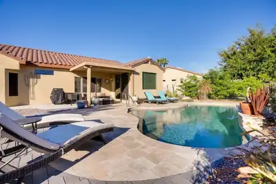 Image de Resort Perks & Pool at Beautiful Surprise Home!