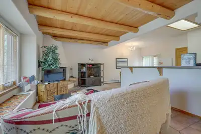 Image de Cozy Amalia Cabin ~ 3 Mi to Endless Blue Resort