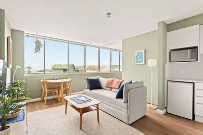 Image de The Norfolk A Bright Beachside Hideaway with Pool