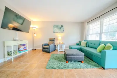 Image de Convenient to campus and The Square - Location