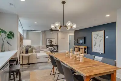 Image de Rooftop Fire Pit + Bar ✨ Near Broadway