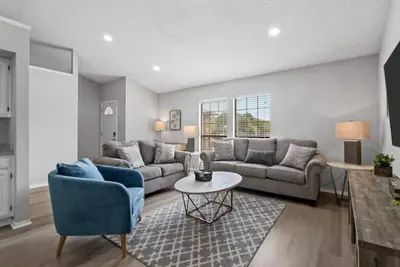 Image de Updated Denton 3 Bed 2 Bath