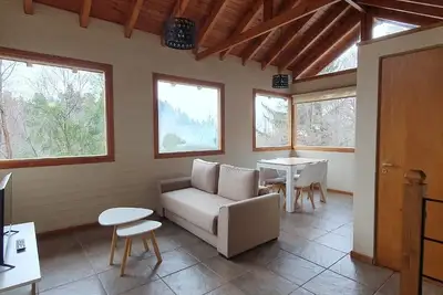 Image de Cabaña Ideal Para el Descanso y Vacaciones. Ubicada en la Montaña y en el Bosque