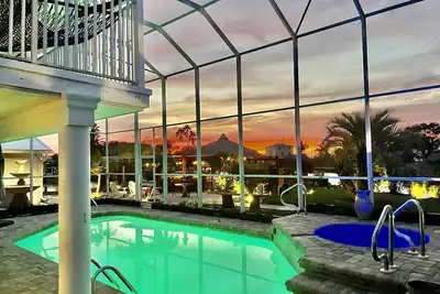 Image de Gulf Of Mexico, Just Seconds Away. Waterfront Home, Private Beach & Tiki Bar