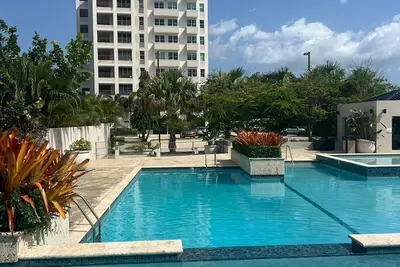 Image de Beautiful Oceanfront  2 bedroom, 2 bath condo Aguada, Pr