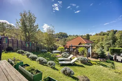 Image de Romantic Haven with Hot Tub, Beretinec, Croatia