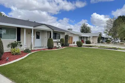 Image de Great spot for someone looking relax from the hustle and grind.