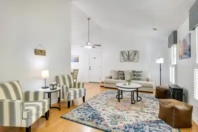 Image de 13 Mi to Annapolis: Dog-Friendly Home w/ Fire Pit!