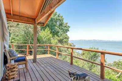 Image de Luxe Beach View Bungalow at Jar Farms with use of private beach, pool, orchards
