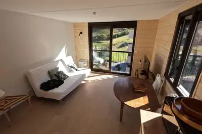 Image de Confortable T2 aux Agudes avec ascenseur et cuisine équipée