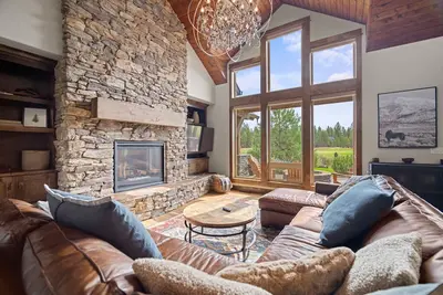 Image de Sunriver Escape with Access to Forest House