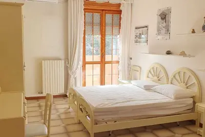 Image de Cozy, warm and in a strategic neighborhood