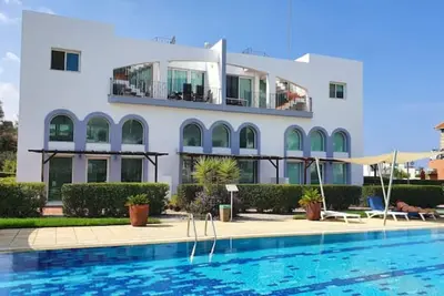 Image de Gorgeous apartment in a quite area\n