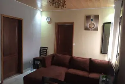 Image de L appartement est le centre commercial le plus proche ou les gens vendent cobalt