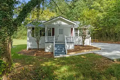 Image de Downtown Dahlonega Destination-Dog-Friendly/2-Bed/1-Bath!