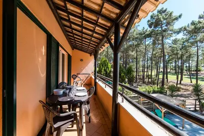 Image de Charming Lisbon Coast Apartment | 2 Bedrooms | Apartment Nitin | Balcony with a Golf View & Easy Parking | Aroeira