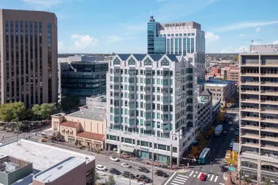 Image de Upscale High Tower Living-Downtown Boise