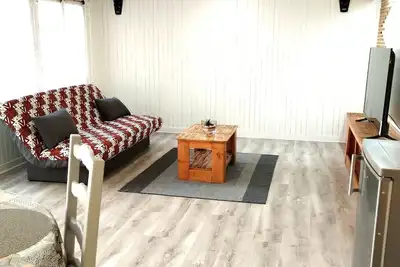 Image de Appartement paisible qui offre un séjour détente pour toute la famille