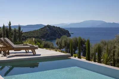 Image de New Sea View Villa Selina accès privé à la mer et piscine à debordement