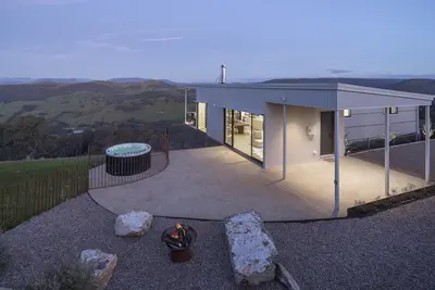 Image de The Bella Vista by Mt Bellevue - with spa and spectacular views.