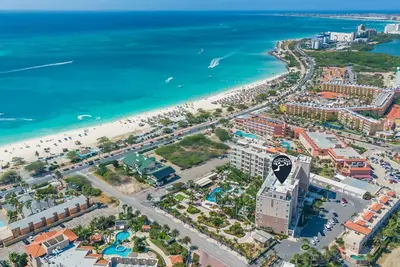Image de Ocean View Condo Le Vent 402 by Bocobay