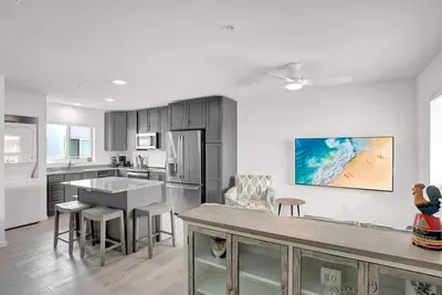 Oceanfront Gated Community / Heated Pool