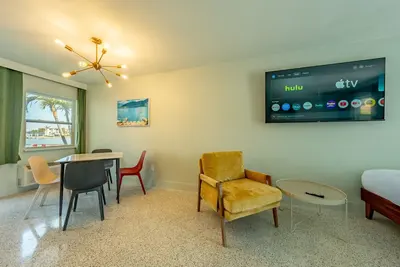 Image de 2105 · 3 Min Walk -> Beach / Heated Pool / Free Parking