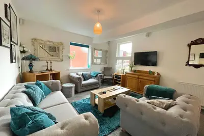 Image de Lovely Comfortable 3br Property