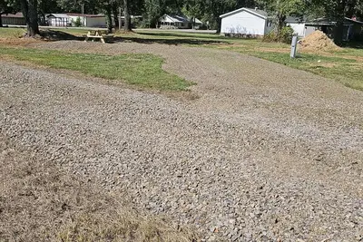 Image de Rv Camping spot. Get away from it all when you stay under the stars.