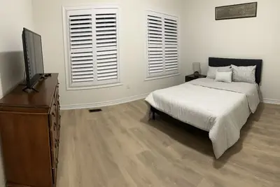 Image de Newly built stunning 4-bedroom detached 2-storey home in Pickering.