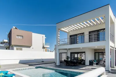 Image de #125 Alcantarilha Villa by Home Holidays