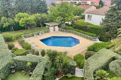 Image de Homerez - Appartement à Fréjus, piscine
