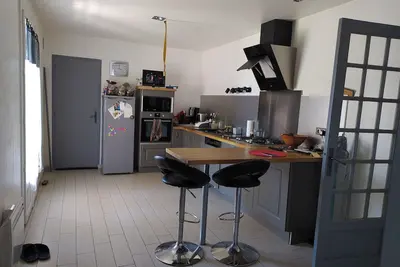 Image de Homerez - Maison à Autignac, vue jardin et montagne