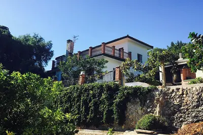 Homerez - Maison spacieuse à Tortosa avec piscine privée