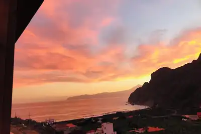 Image de Homerez - Maison avec vue sur la mer et montagne à Hermigua