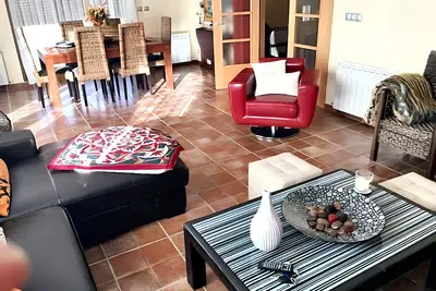 Image de Homerez - Maison confortable Quintanilla avec cheminée