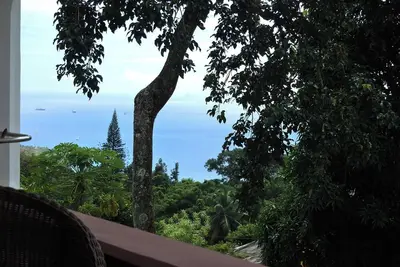 Homerez - Studio contemporain avec vue mer à Mahé
